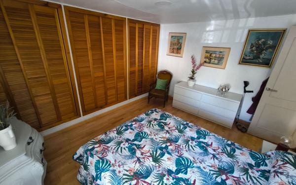 Maison à vendre    3 pièces •  Nîmes