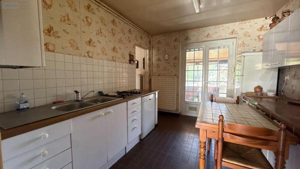 Pavillon à vendre à Châlons-en-Champagne dans la Marne (51000), ref : 51001-181