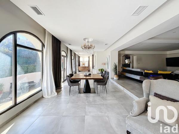 Bastide 9 pièces de 388 m² à La Ciotat (13600)