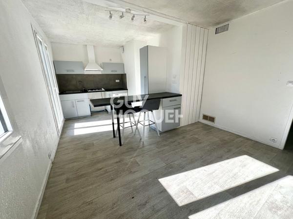 Maison de plain-pied à Espinasse-Vozelle