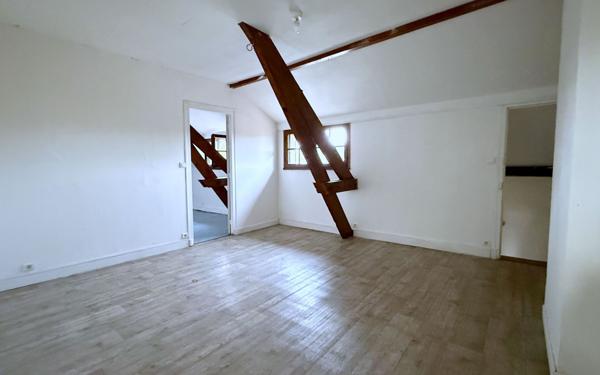 Appartement à louer    3 pièces •  Tergnier