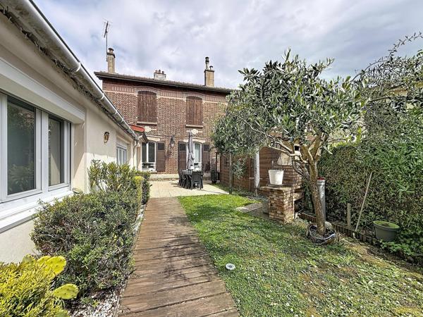 COMME UNE MAISON AVEC JARDIN & GRANDE TERRASSE