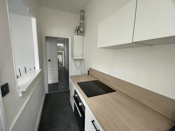 Location Appartement 5 pièces 91 m2 à Saint-Quentin