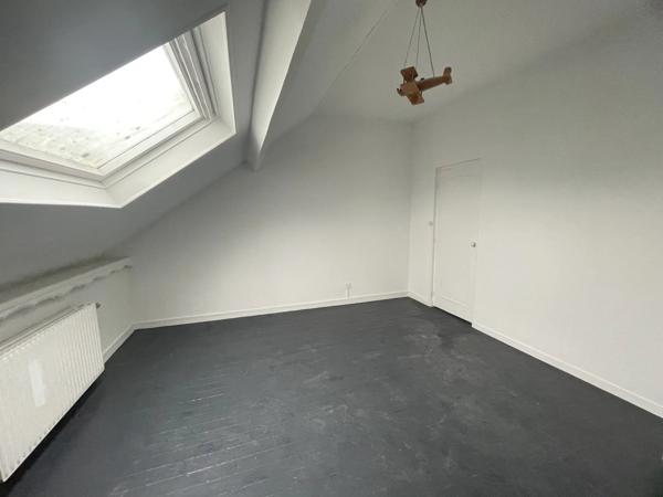 Location Appartement 5 pièces 91 m2 à Saint-Quentin