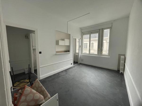 Location Appartement 5 pièces 91 m2 à Saint-Quentin