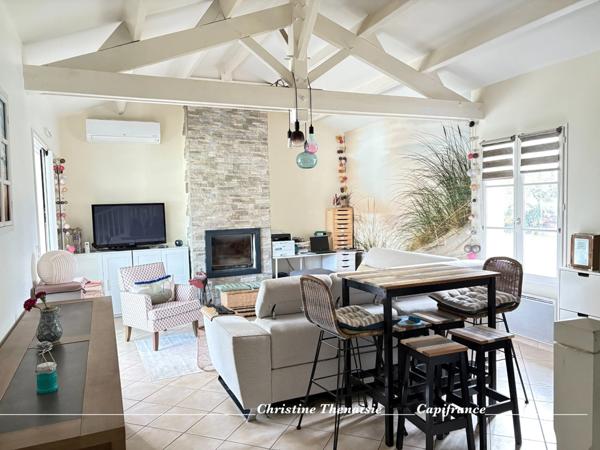 Villa à vendre 5 pièces, 3 chambres, 2 salles d'eau, Piscine, Climatisation, Véranda au coeur d'un Domaine résidentiel sécurisé