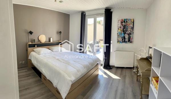 Maison T5 140m² implantée sur 1500M² de terrain avec piscine