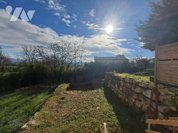 Montélimar, maison de 108m² habitable avec jardin.