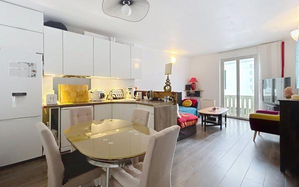 Appartement à vendre    2 pièces • 45 m2 Biarritz