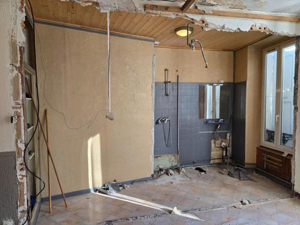 Appart T2 à rénover à VEYNES (05)