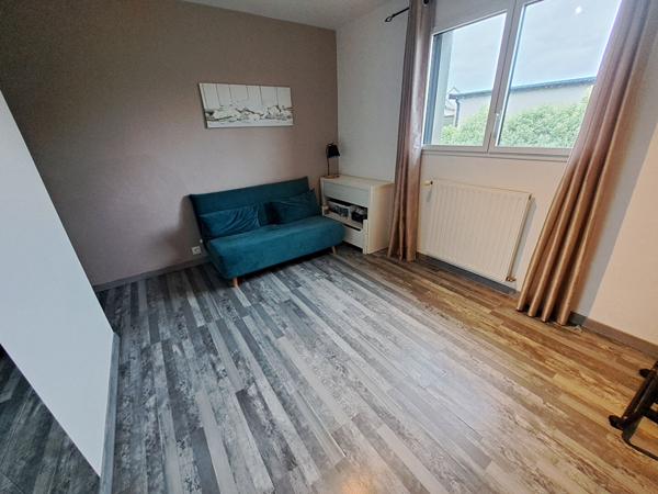 Concarneau - Maison contemporaine de 125 m² avec vie de plain pied dans quartier calme et résidentiel.