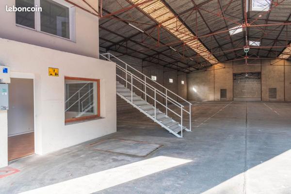 Bléré (37150) A85 A SEULEMENT 7KM - LOCAL D'ACTIVITES 1 680 M2