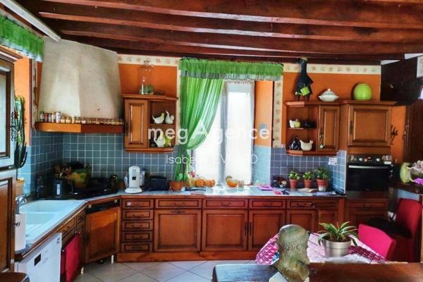 Maison à PONT-SUR-SEINE, 10400 - 8 pièces 220m²