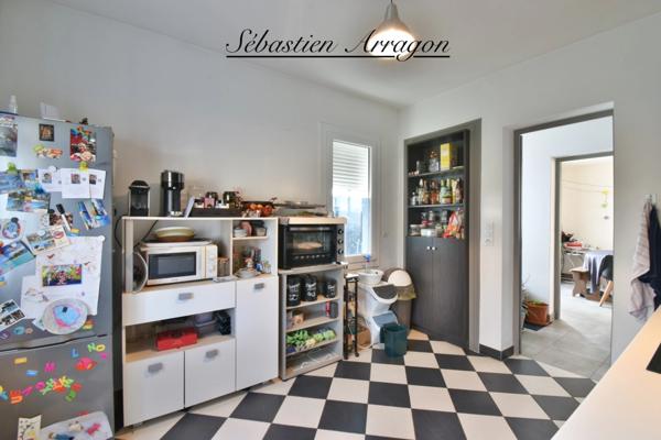 Maison rénovée 110 m² – 3 chambres – jardin 790 m² – quartier calme Villeneuve-sur-Lot (47)- coup de cœur assuré