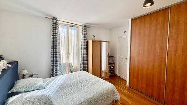 Maison Laval 5 chambres 8 pièces