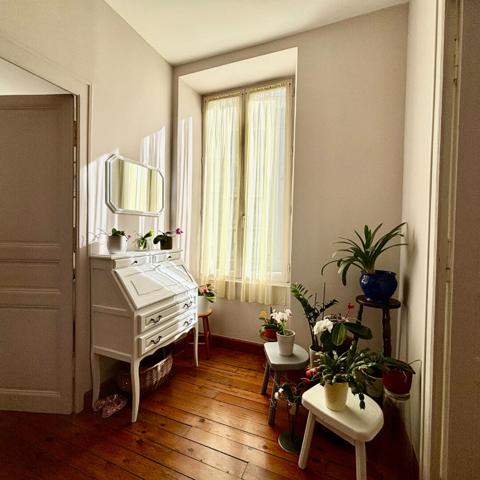 Maison Laval 5 chambres 8 pièces