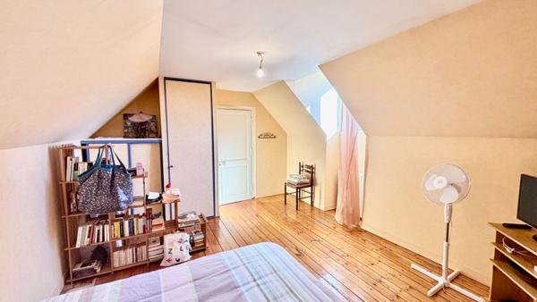 Maison Laval 5 chambres 8 pièces