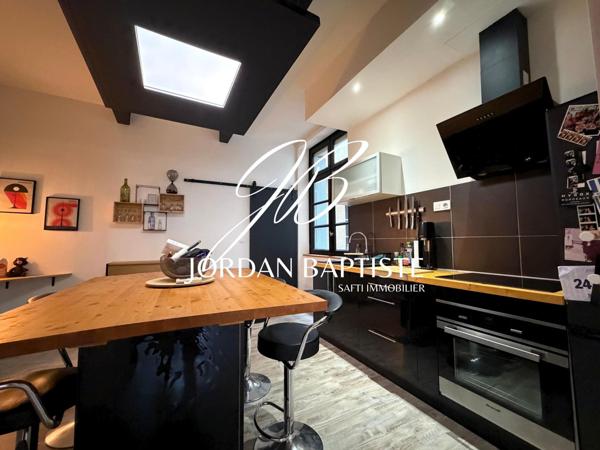 Appartement de charme dans un immeuble classé – Centre-ville, Rue de la Résistance