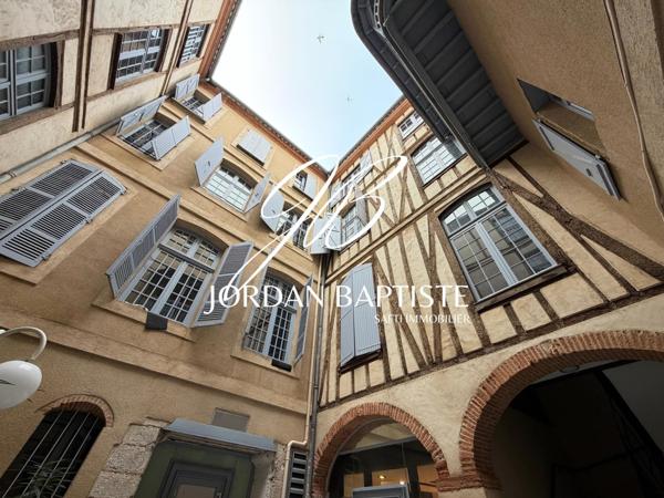 Appartement de charme dans un immeuble classé – Centre-ville, Rue de la Résistance