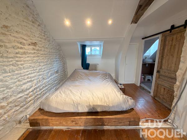 CLOYES LES TROIS RIVIERES : maison T9 (207 m²) à vendre