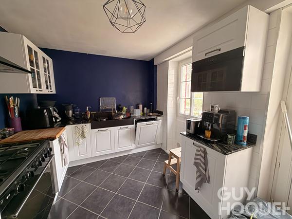 CLOYES LES TROIS RIVIERES : maison T9 (207 m²) à vendre