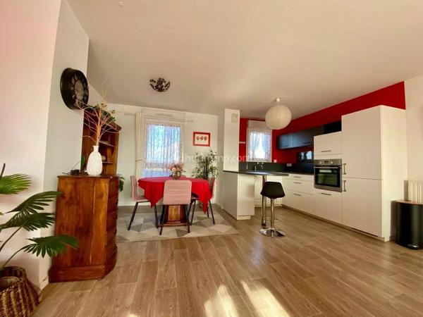 Vente Appartement 3 pièces 81 m2 à Plescop