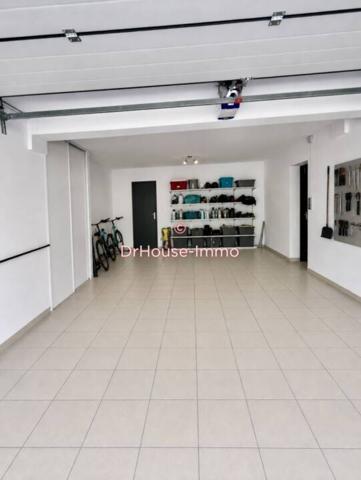 Maison à vendre 9 pièces de 365 m²