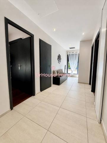 Maison à vendre 9 pièces de 365 m²