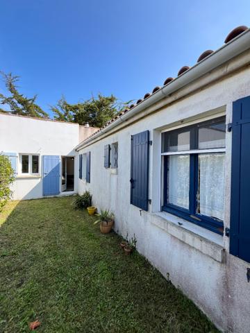 À deux pas de la plage et du marché - Maison 3 chambres avec atelier et beaux volumes