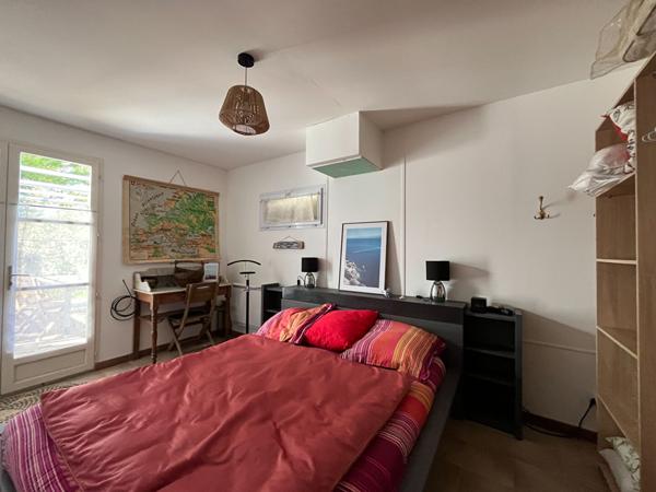 À deux pas de la plage et du marché - Maison 3 chambres avec atelier et beaux volumes