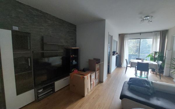 Appartement à louer    2 pièces • 58,79 m2 Ris-Orangis