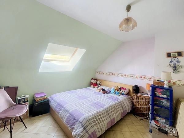Vente                                                      Maison
                        
                     5 pièces                      136 m2                     à Épernon