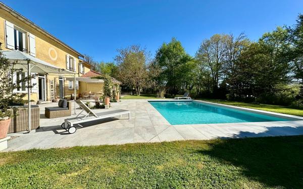 Maison à vendre    7 pièces •  Heyrieux
