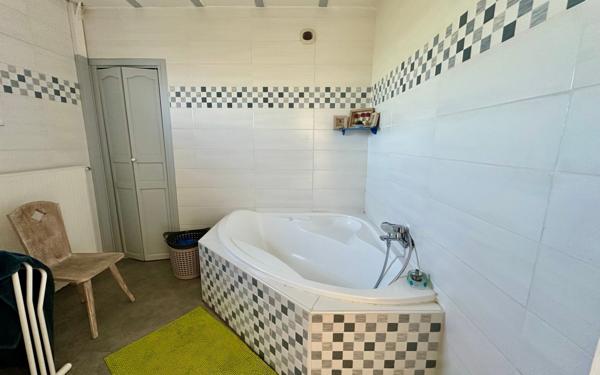 Maison à vendre    7 pièces •  Heyrieux