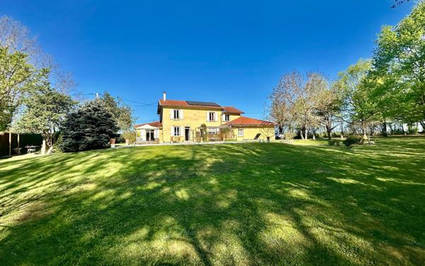 Maison à vendre    7 pièces •  Heyrieux
