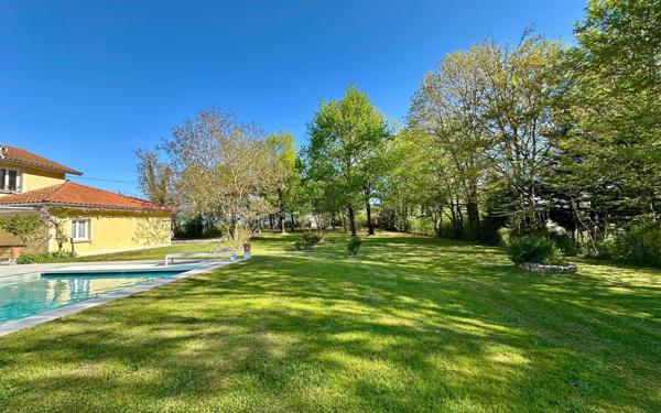 Maison à vendre    7 pièces •  Heyrieux