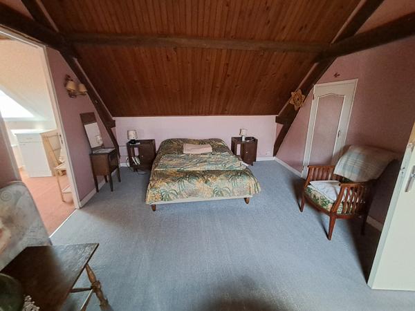Maison
                                                                                                                                                                                                                                                                                                                        5 pièce(s)                                                                                                                                                                                                          3 chambre(s)                                                                                                                                                                                                          100  m²