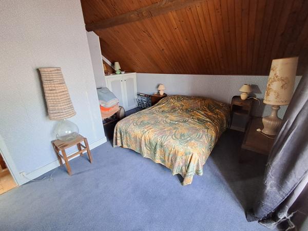 Maison
                                                                                                                                                                                                                                                                                                                        5 pièce(s)                                                                                                                                                                                                          3 chambre(s)                                                                                                                                                                                                          100  m²