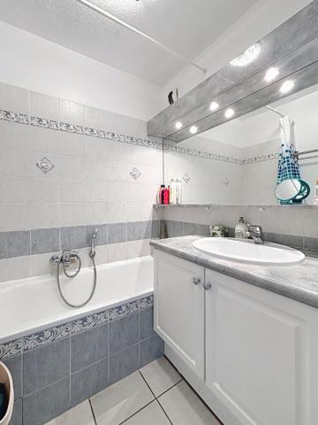 Fréjus Plage - Résidence avec Piscine Appartement 2 pièces avec jardin