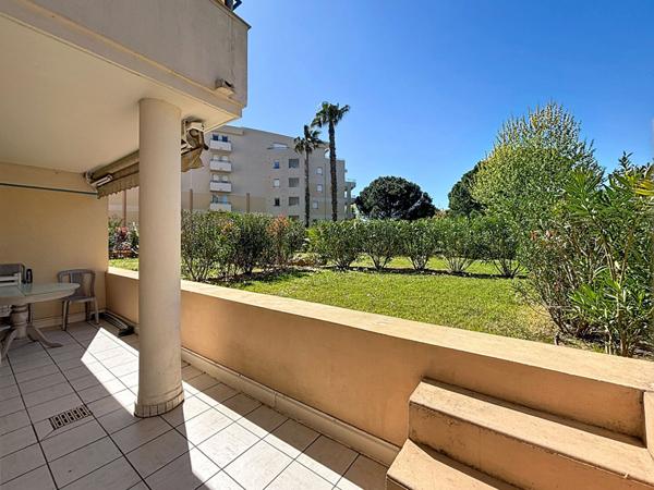 Fréjus Plage - Résidence avec Piscine Appartement 2 pièces avec jardin