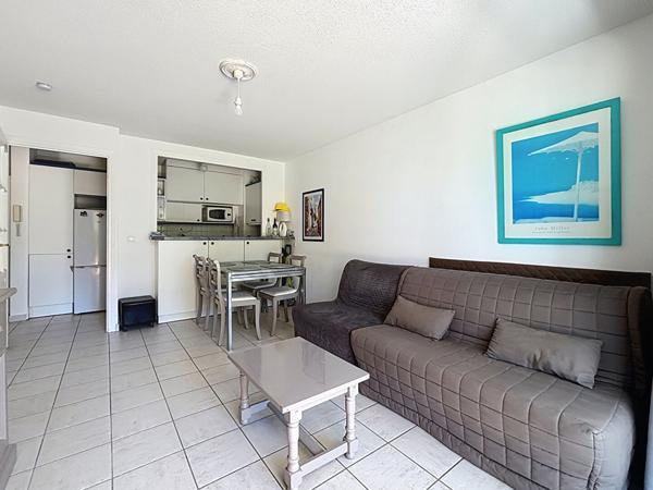 Fréjus Plage - Résidence avec Piscine Appartement 2 pièces avec jardin