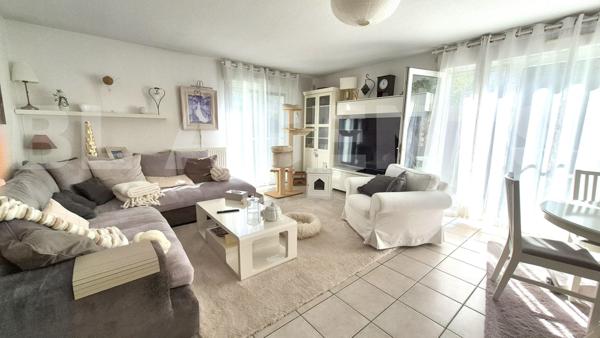 Maison Familliale proche airbus