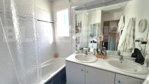 Maison Familliale proche airbus