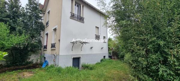 Vente                                                      Maison
                        
                     5 pièces                                         à Sucy-en-Brie