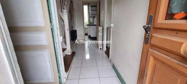 Vente                                                      Maison
                        
                     5 pièces                                         à Sucy-en-Brie