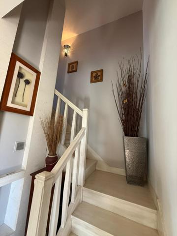 Maison 10 pièce(s) 6 chambre(s) 205 m²