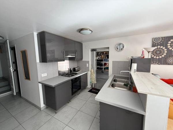 Maison 10 pièce(s) 6 chambre(s) 205 m²