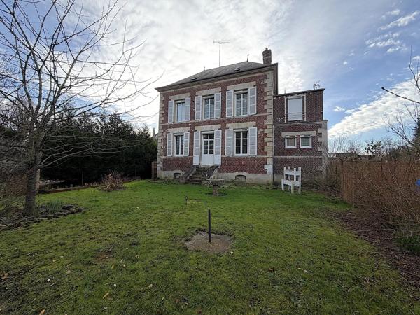 Location Appartement 4 pièces 93 m2 à Chevincourt