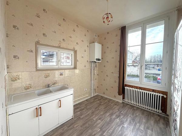 Location Appartement 4 pièces 93 m2 à Chevincourt