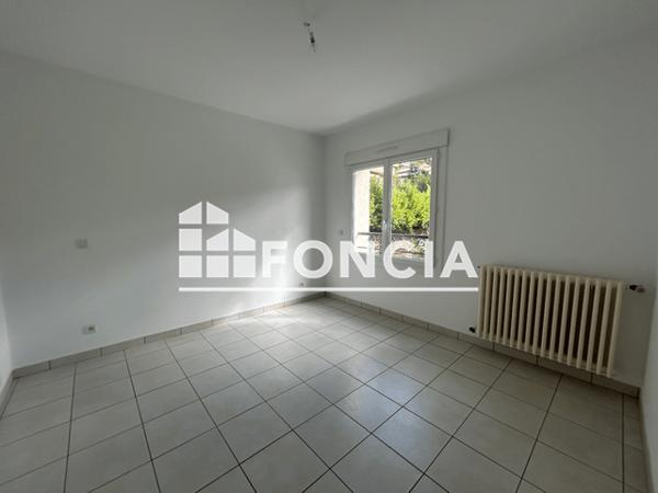 Location Appartement 4 pièces 93.8 m² - ST VERAN Digne-les-bains 04000
